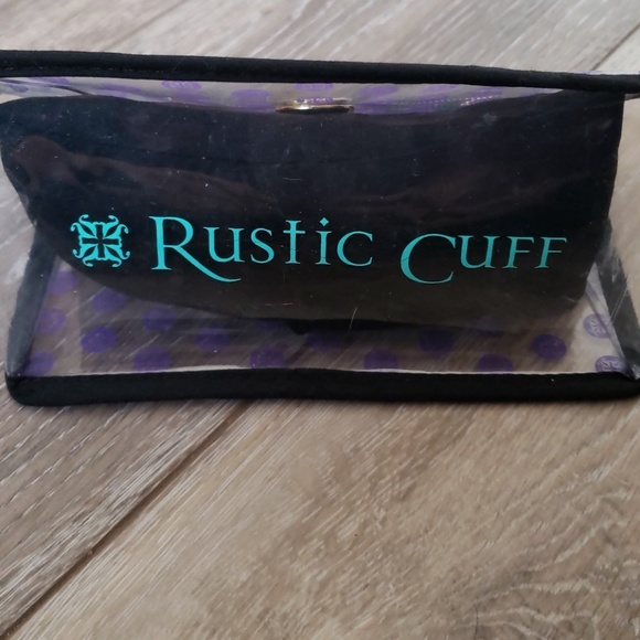 Rustic Cuff bag - Picture 2 of 2